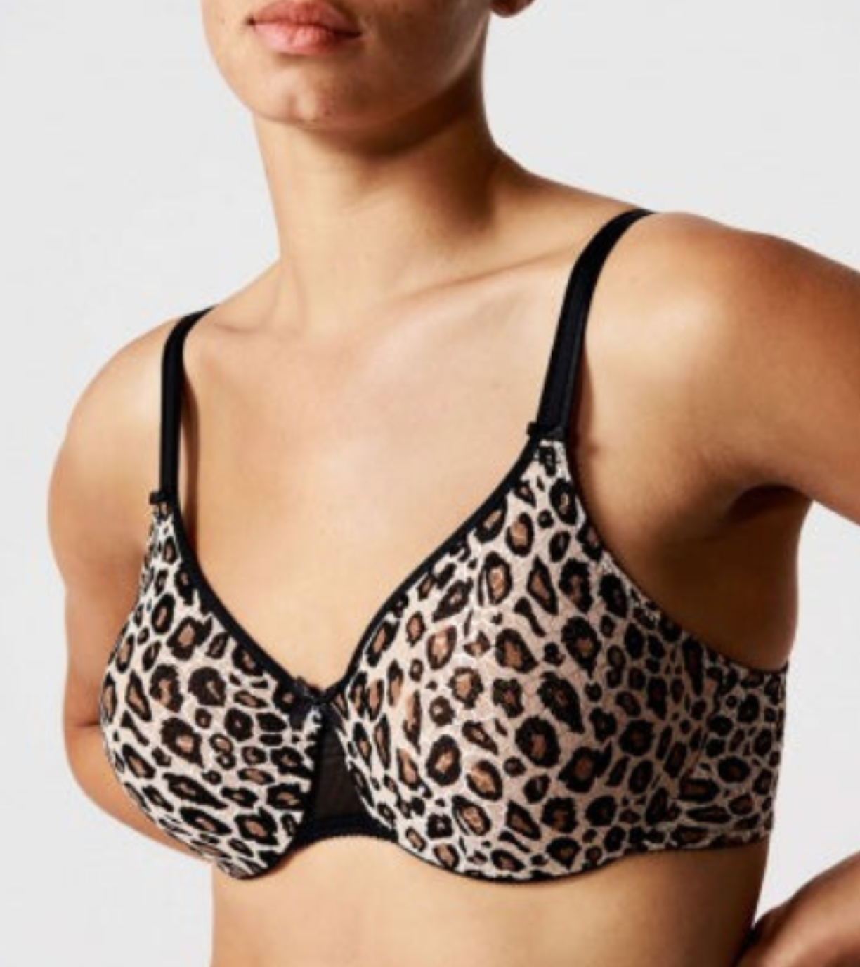 Chantelle Magnifique Minimizer Bra