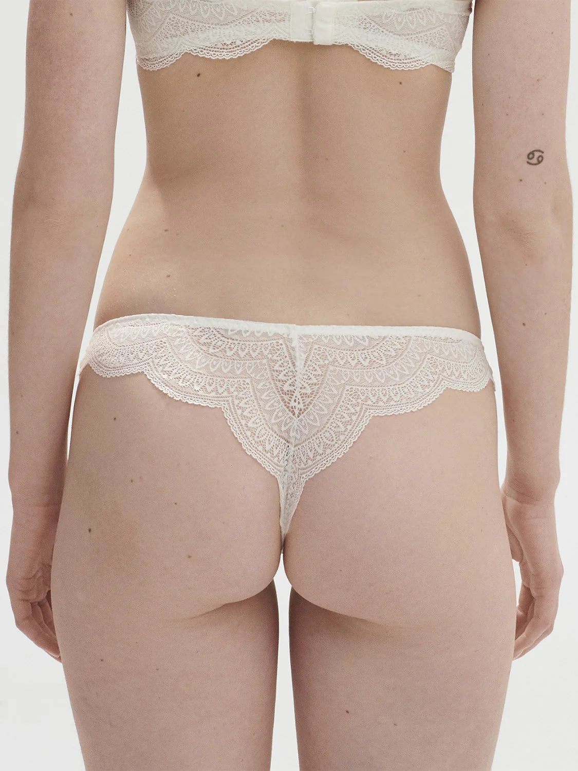 Simone Perele Karma Thong - Basic Colours