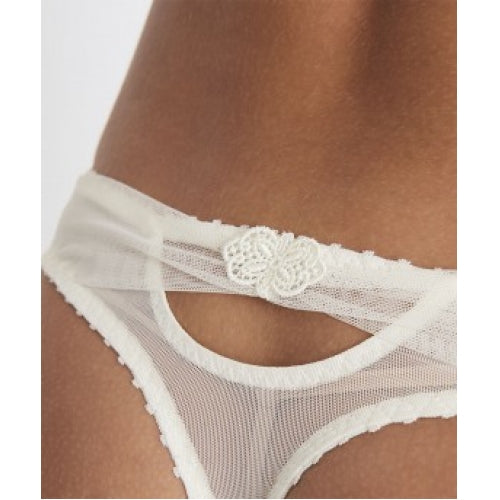 Aubade A L’Amour Thong