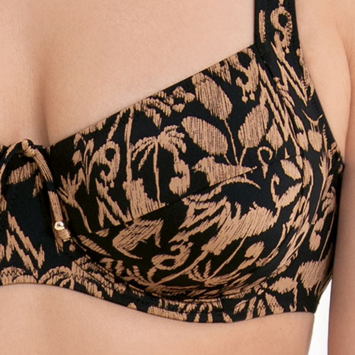 Anita Sibel Bikini