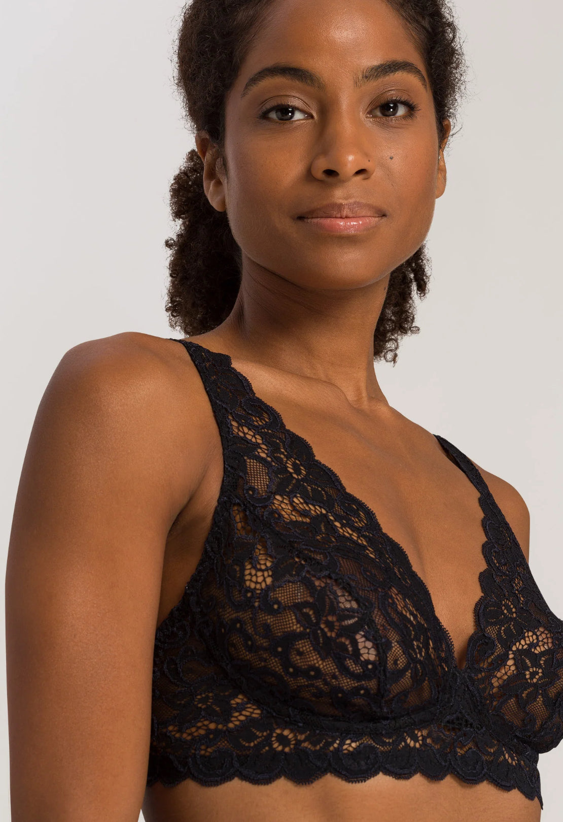 Hanro Moments Lace Wireless Bra