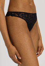 Hanro Moments Lace Thong