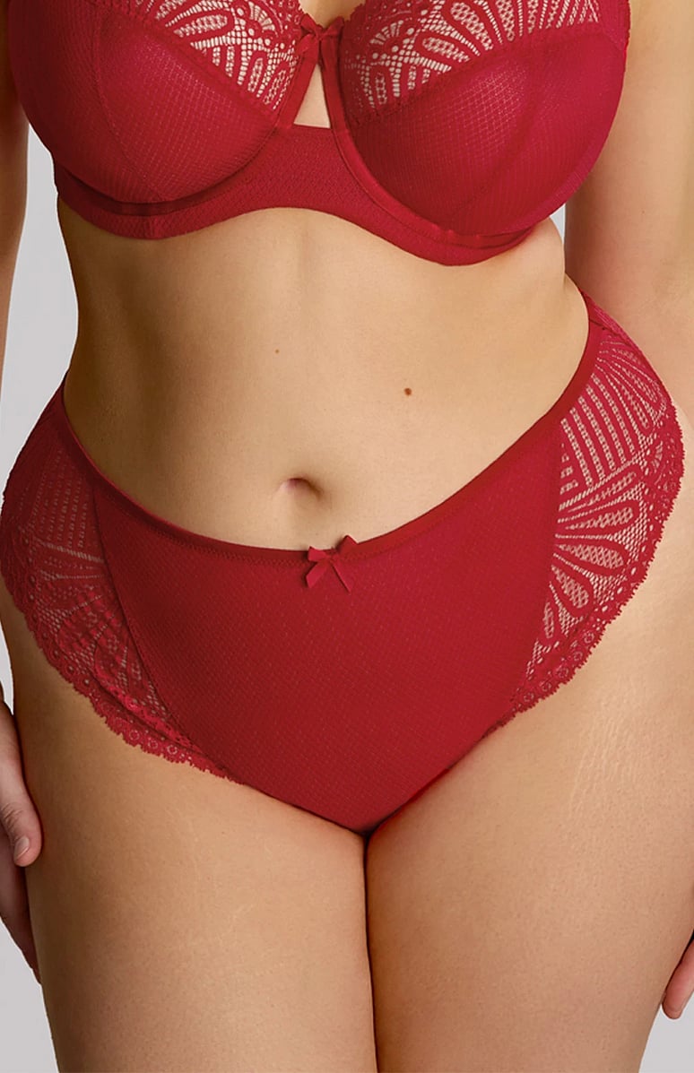 Sculptresse Entice Brazilian