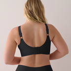 Evelyn & Bobbie The Busty Bra