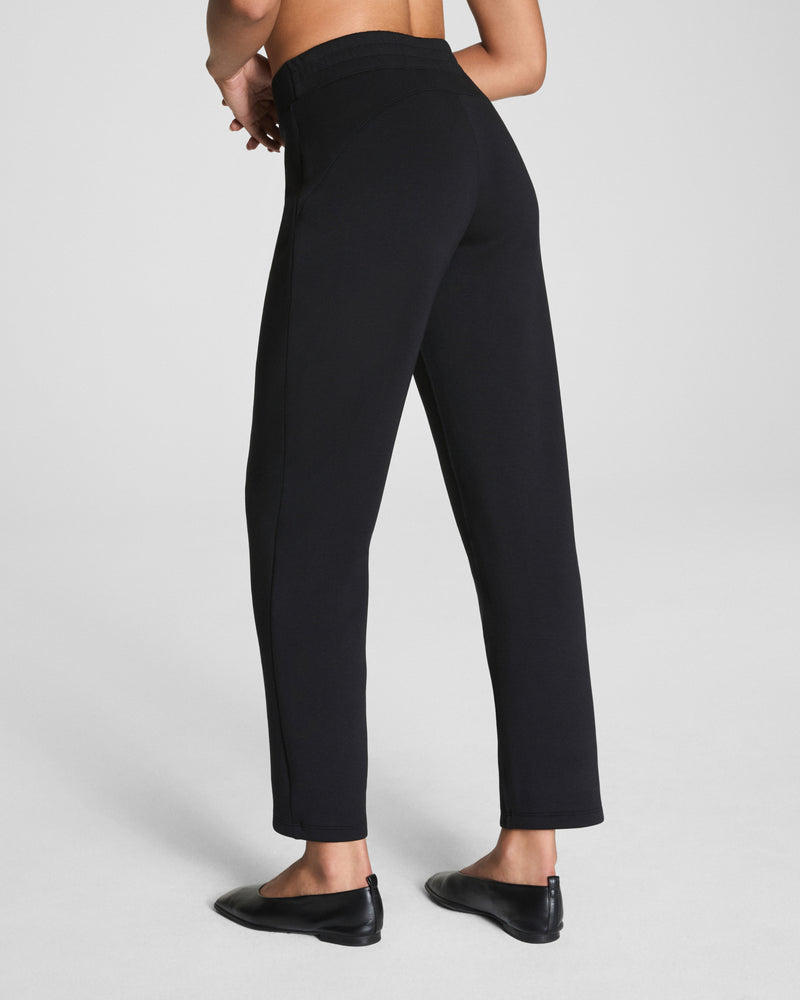 Spanx Air Essential Slim Straight Pant