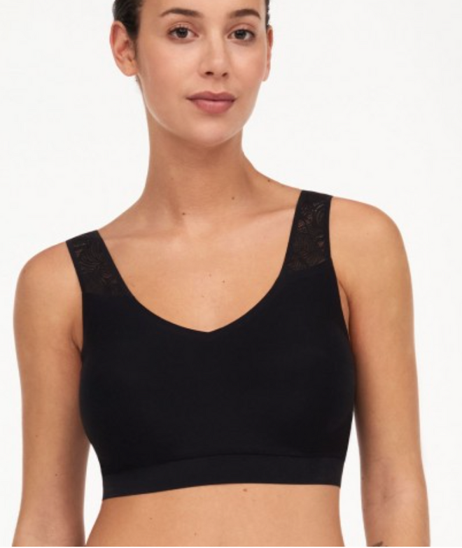 SALE Chantelle Soft Stretch No Wire Padded Bra Top 16A1
