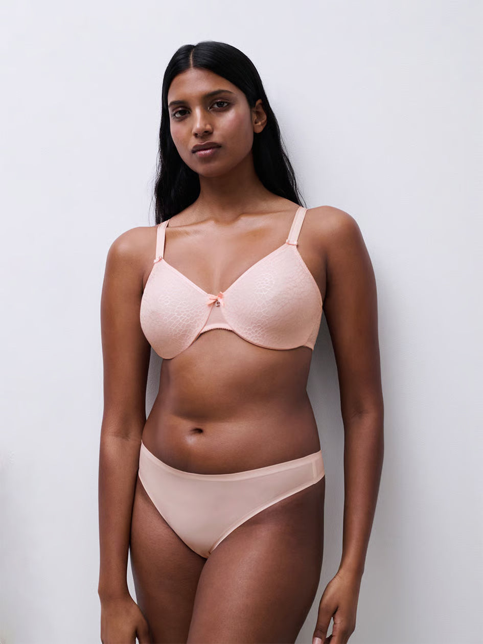 Chantelle Magnifique Minimizer Bra